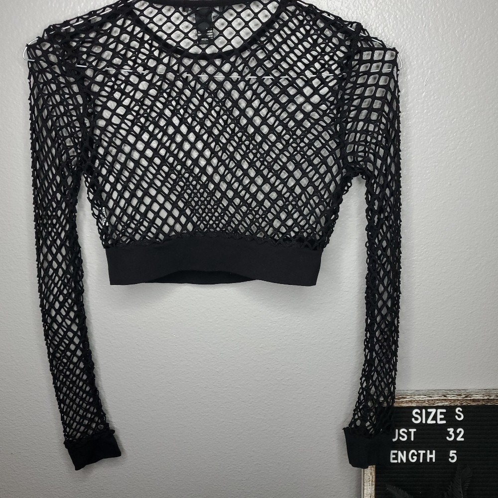 Sold on depop. Mesh top - Picture 5 of 5